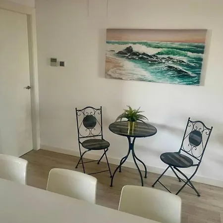 Apartment With Little Saltpool *