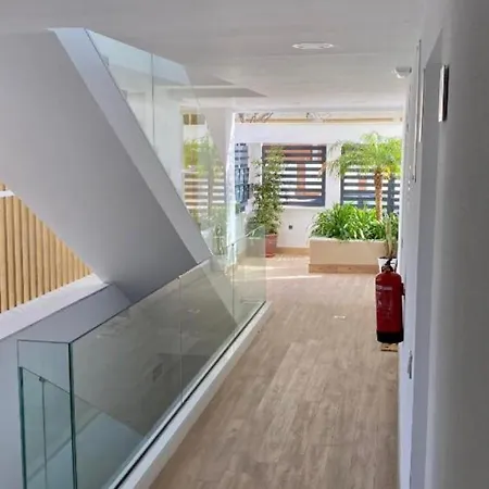 Apartment With Little Saltpool *