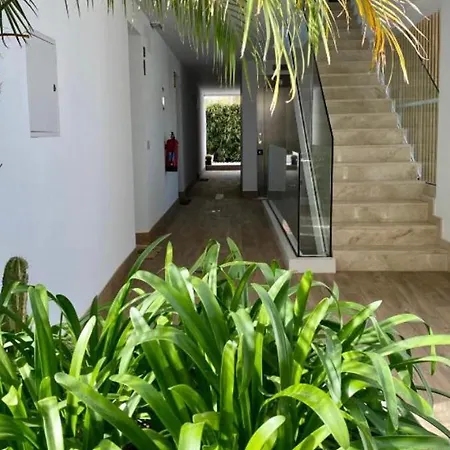 With Little Saltpool Apartment